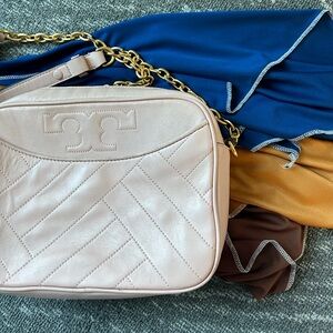 Tory Burch Light Pink Shoulder Bag